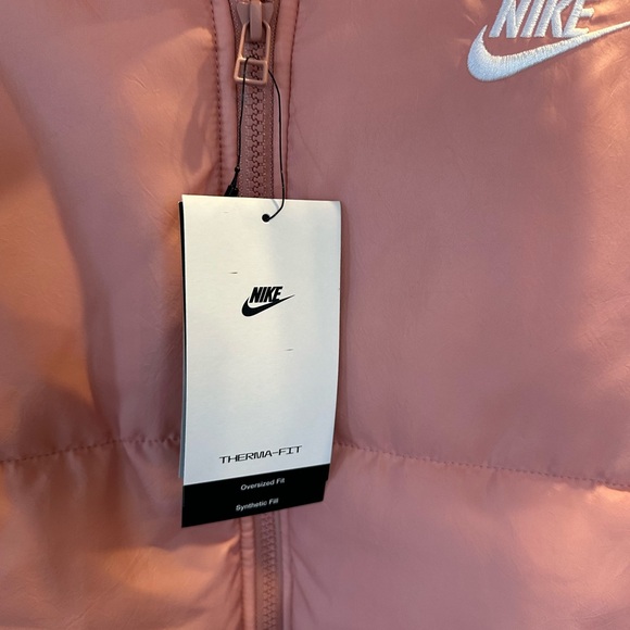 Pink/salmon oversized NIKE puffer vest - Picture 2 of 7